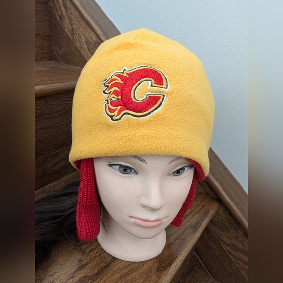 NHL Calgary Flames Hockey Sockey Reversible Toque OS - Picture 8 of 12